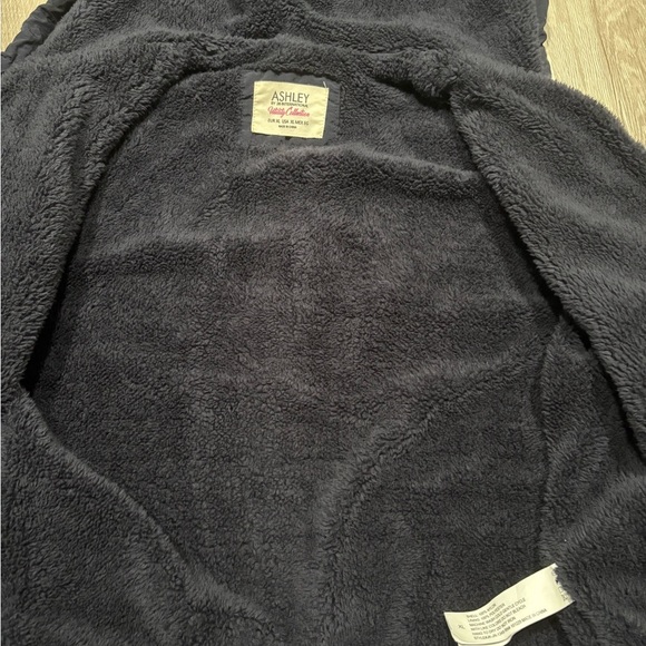 Ashley By 26 International Navy Jacket - Picture 6 of 7